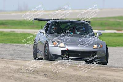 media/Jan-25-2026-Speed Ventures (Sun) [[0f6c16c17e]]/Red/Session 3 (Sunset)/